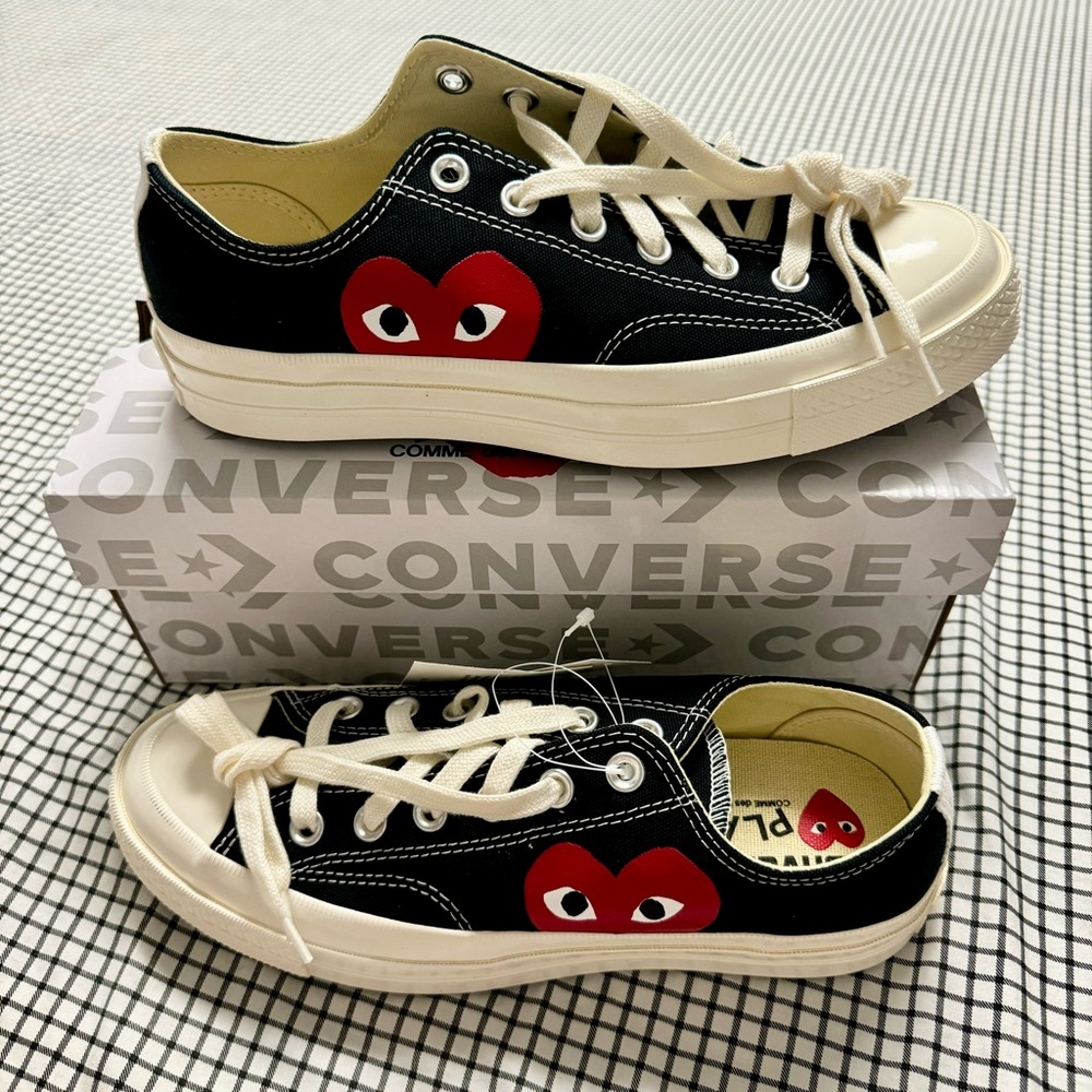 Comme des Garcons PLAY Converse Chuck 70